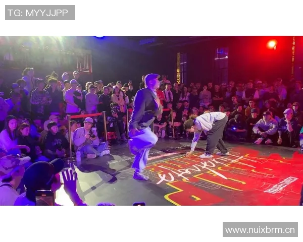 武汉街舞队与深圳街舞队赛后复盘灵活性对比分析与启示 武汉街舞队与深圳街舞队赛后复盘灵活性对比分析与启示