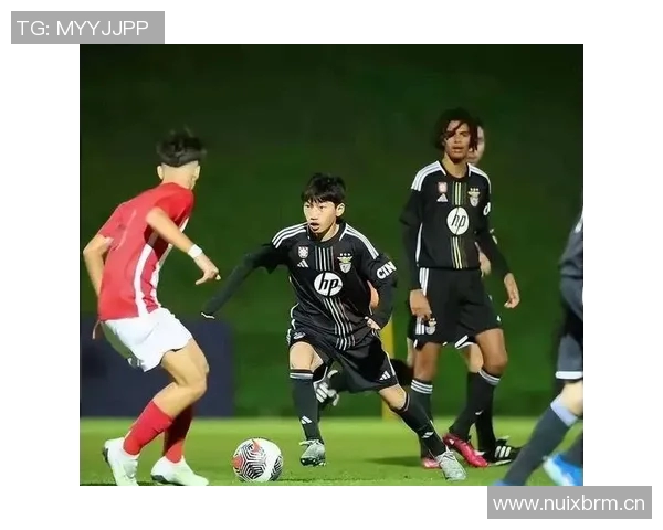 王磊独家分享足球心得与技巧助你提升球技的秘密解析 王磊独家分享足球心得与技巧助你提升球技的秘密解析